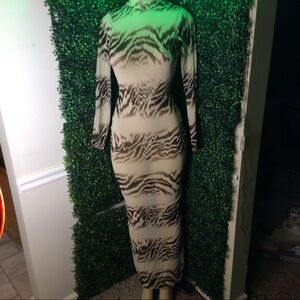 Beautiful women’s dress 👗